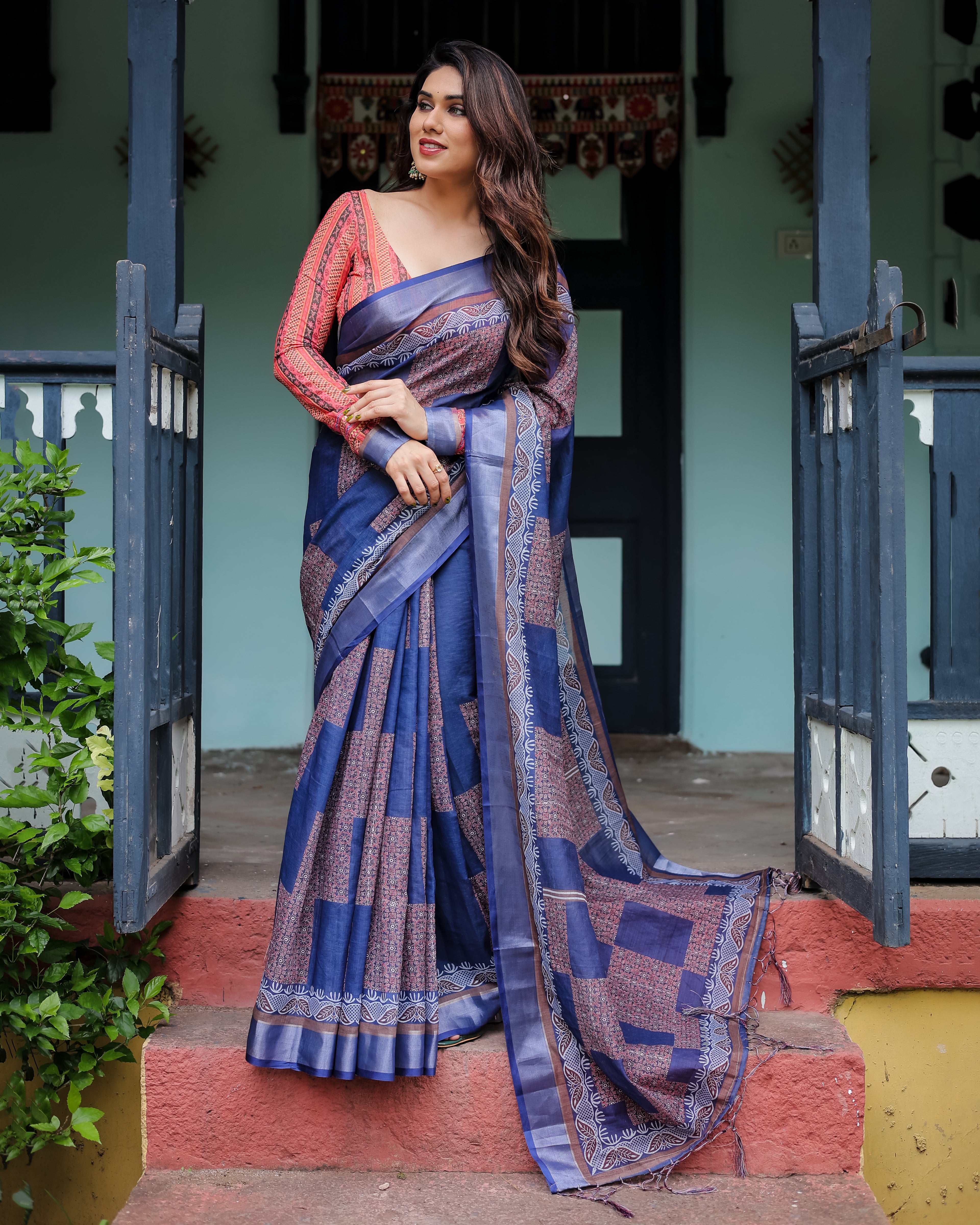 Deep Sapphire Blue Geometric Woven Linen Cotton Saree | GG-722
