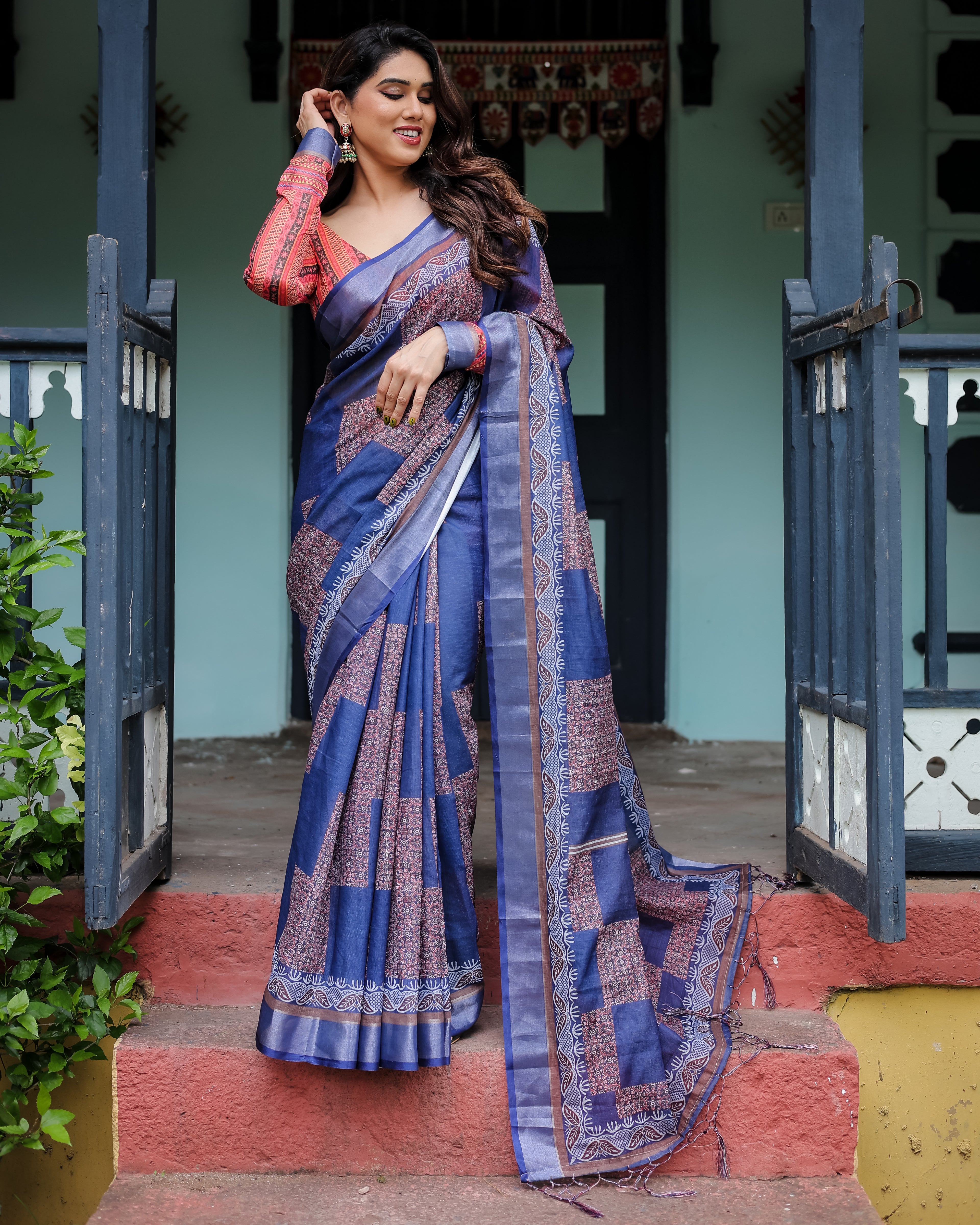 Deep Sapphire Blue Geometric Woven Linen Cotton Saree | GG-722
