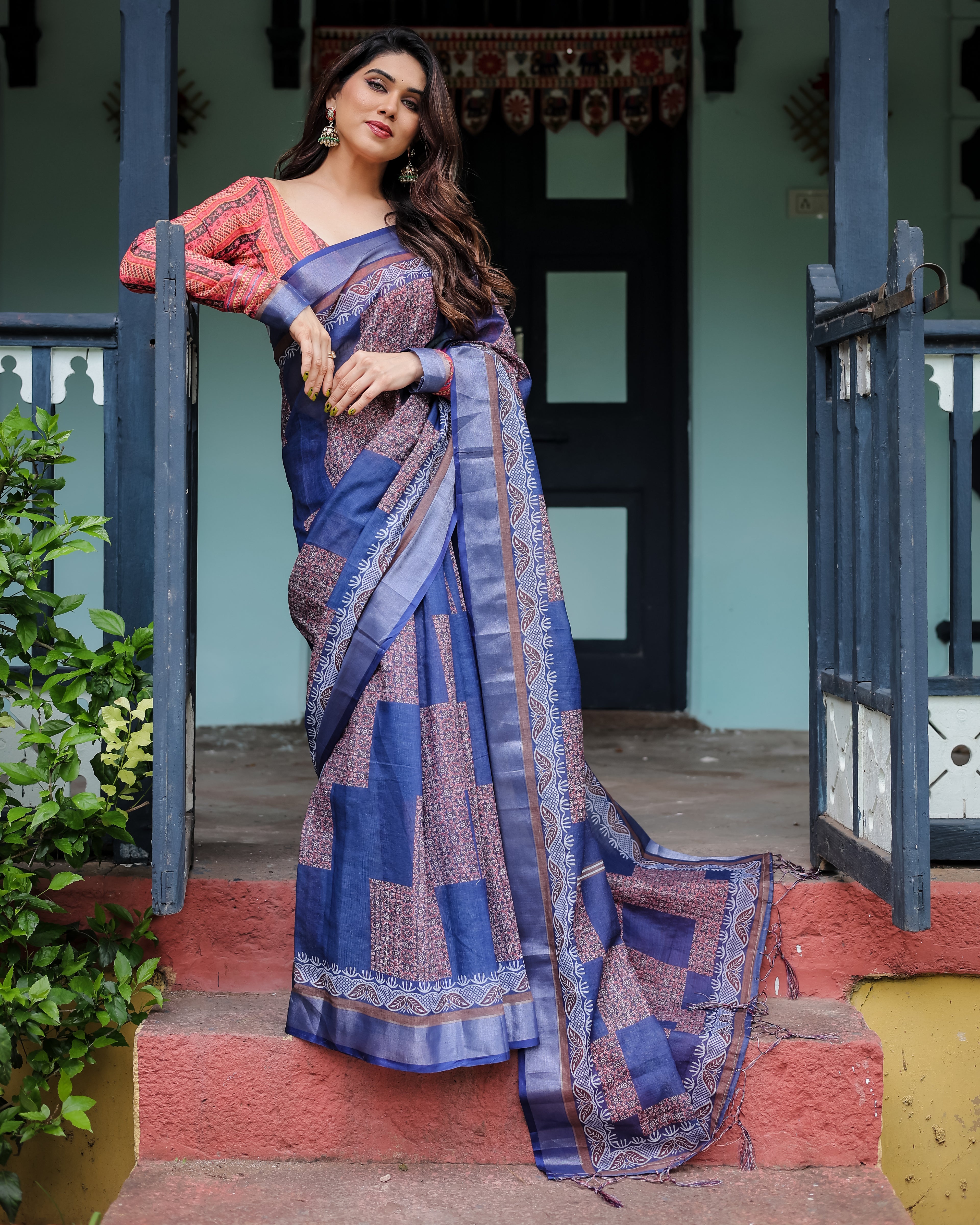 Deep Sapphire Blue Geometric Woven Linen Cotton Saree | GG-722